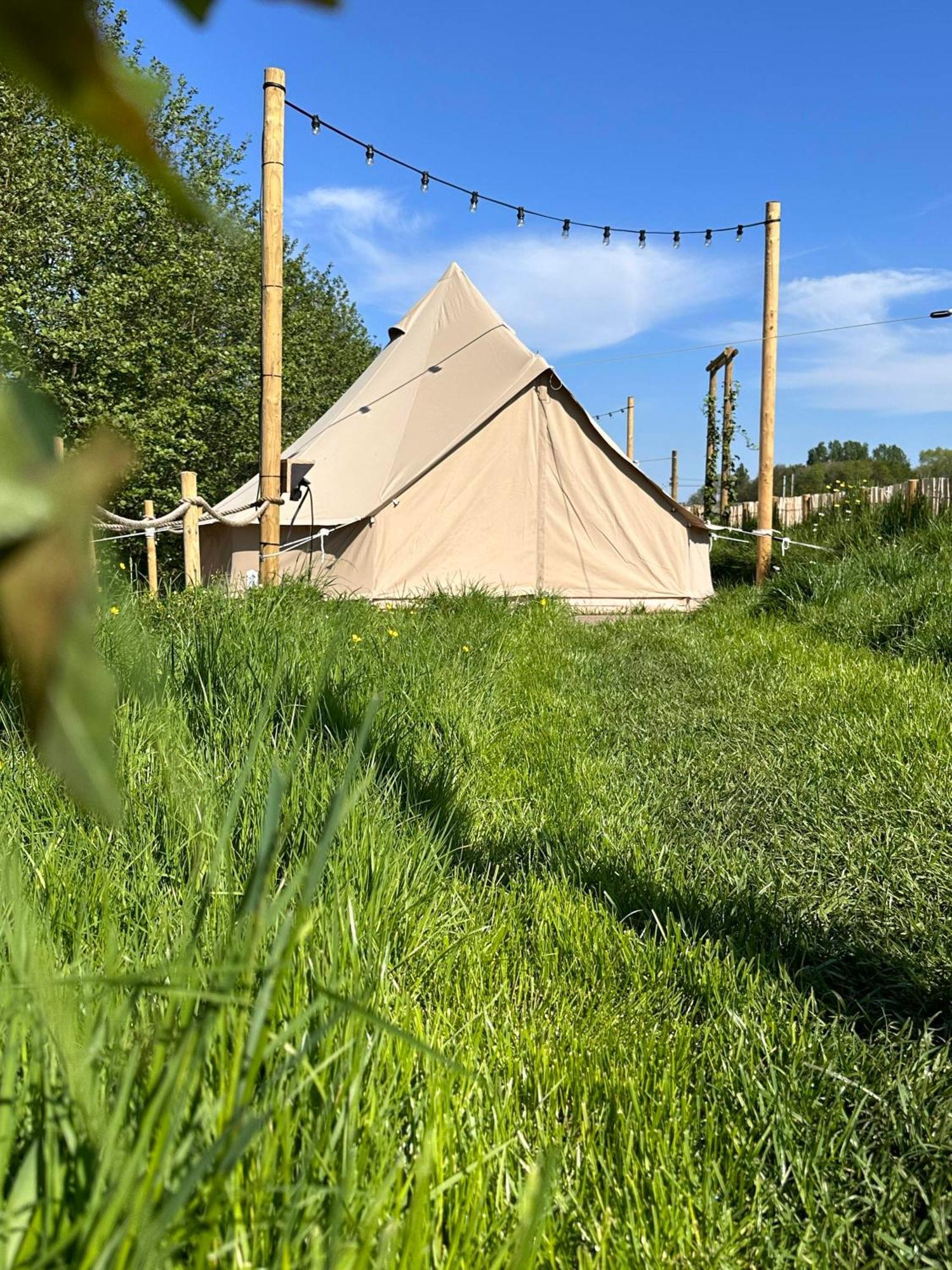 Glamping De Hof Van Eeden Warmond Экстерьер фото
